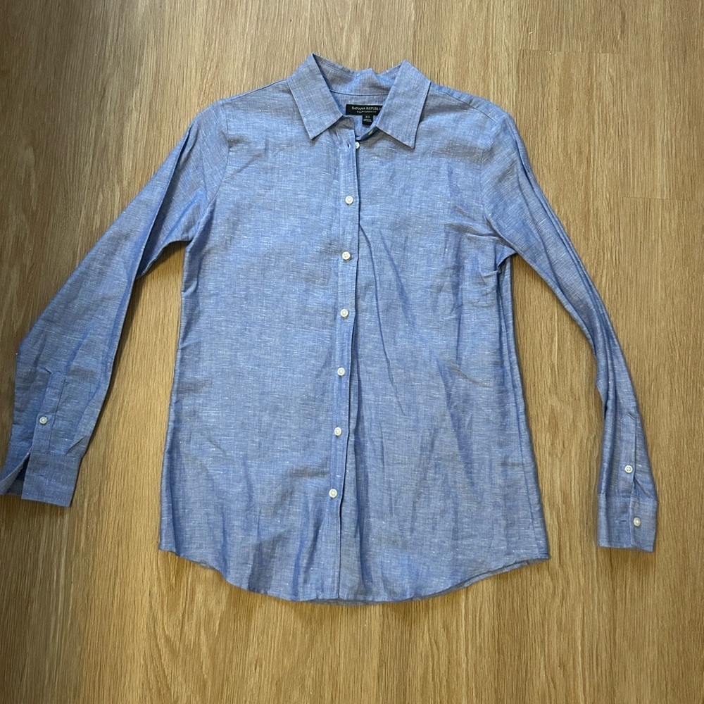 Banana Republic Women’s Linen Blend Button-Down Dress Shirt